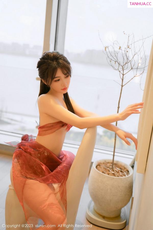 婠婠么  [XiuRen]高清写真图 2023.03.02 No.6348 婠婠么 甜美美腿第63张图片